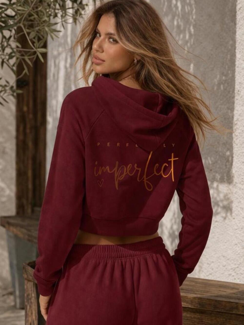 NWT Y2K Streetwear Cropped Zip Hoodie Athleisure 90s Graphic Sweatshirt Top